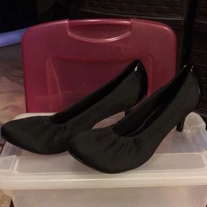 Black dress heels